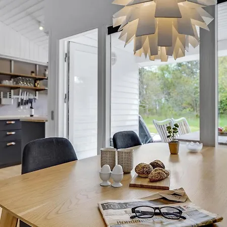 Amazing In With Kitchen