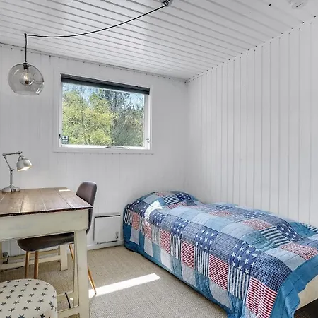 Amazing In With Kitchen