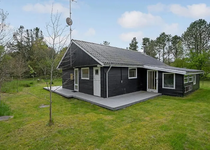 3 Bedroom Pet Friendly In Ålbæk